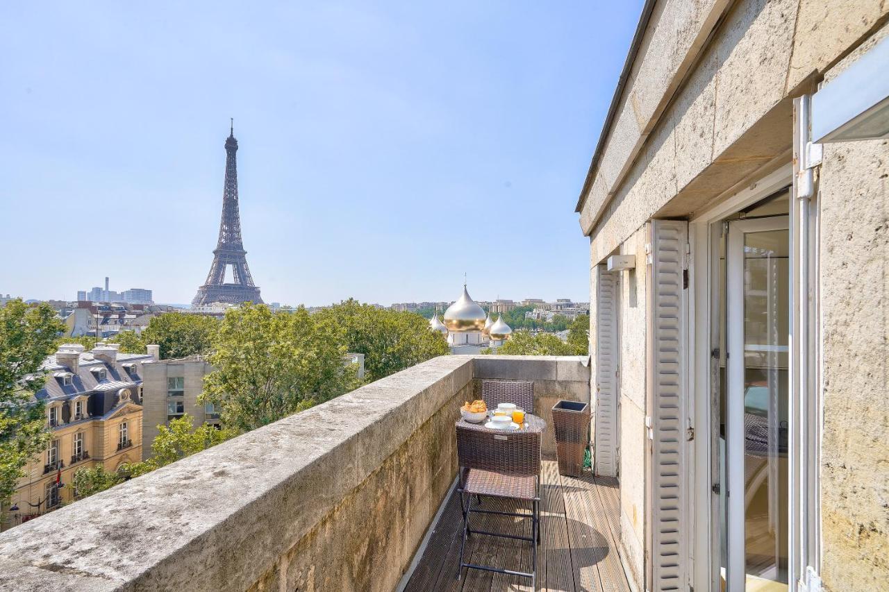 Designed Studio With Ac-Terrasse Vue Tour Eiffel Paris Exterior photo